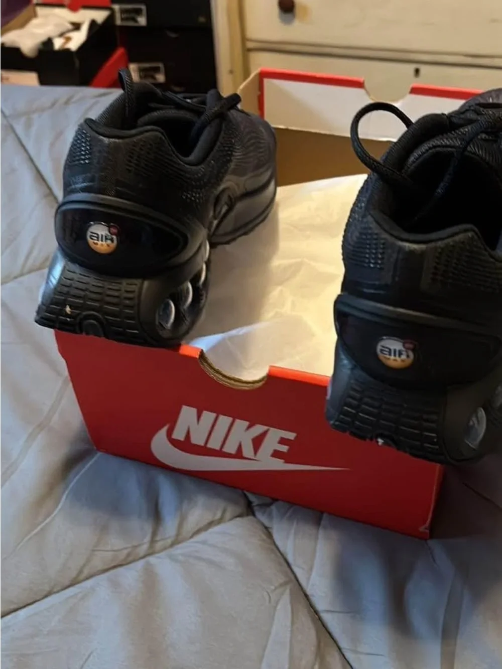 Men's Triple Black Air Max DN Athletic Sneakers - Stylish Everyday Comfort